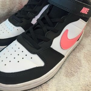 Like New Girls Hi-Top Nike Court Borough Air Force
